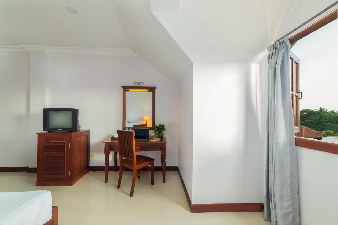 Shadow Angkor Villa Siem Reap Exterior photo