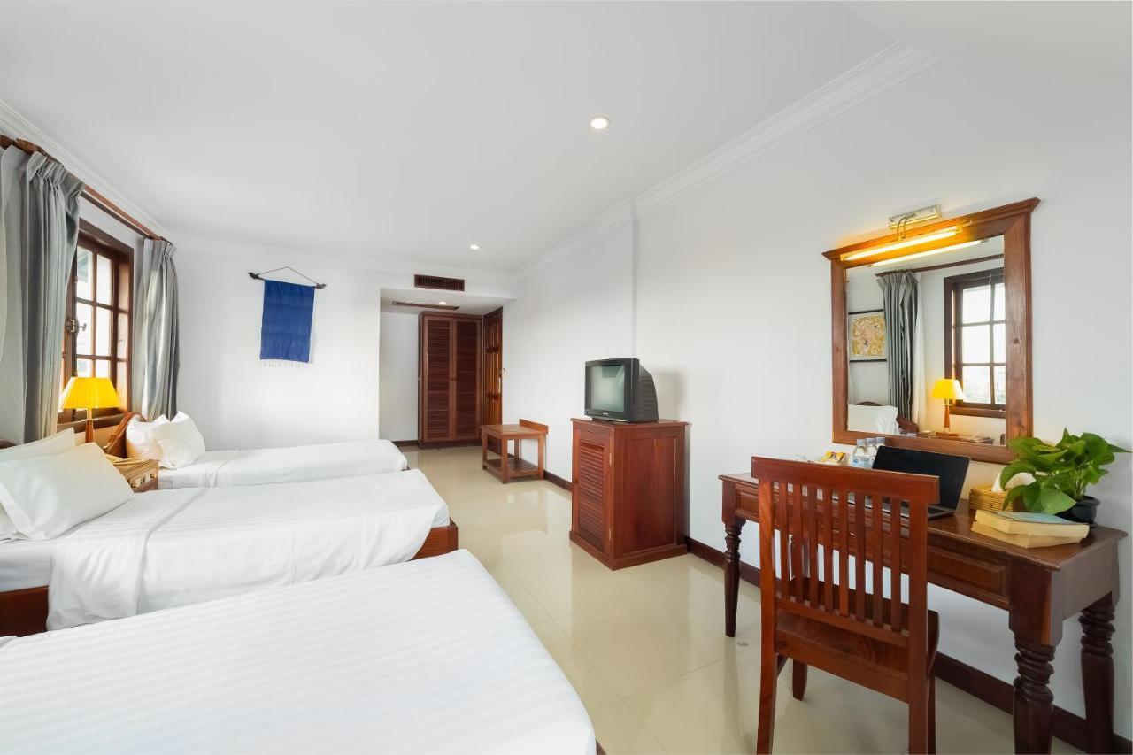 Shadow Angkor Villa Siem Reap Exterior photo